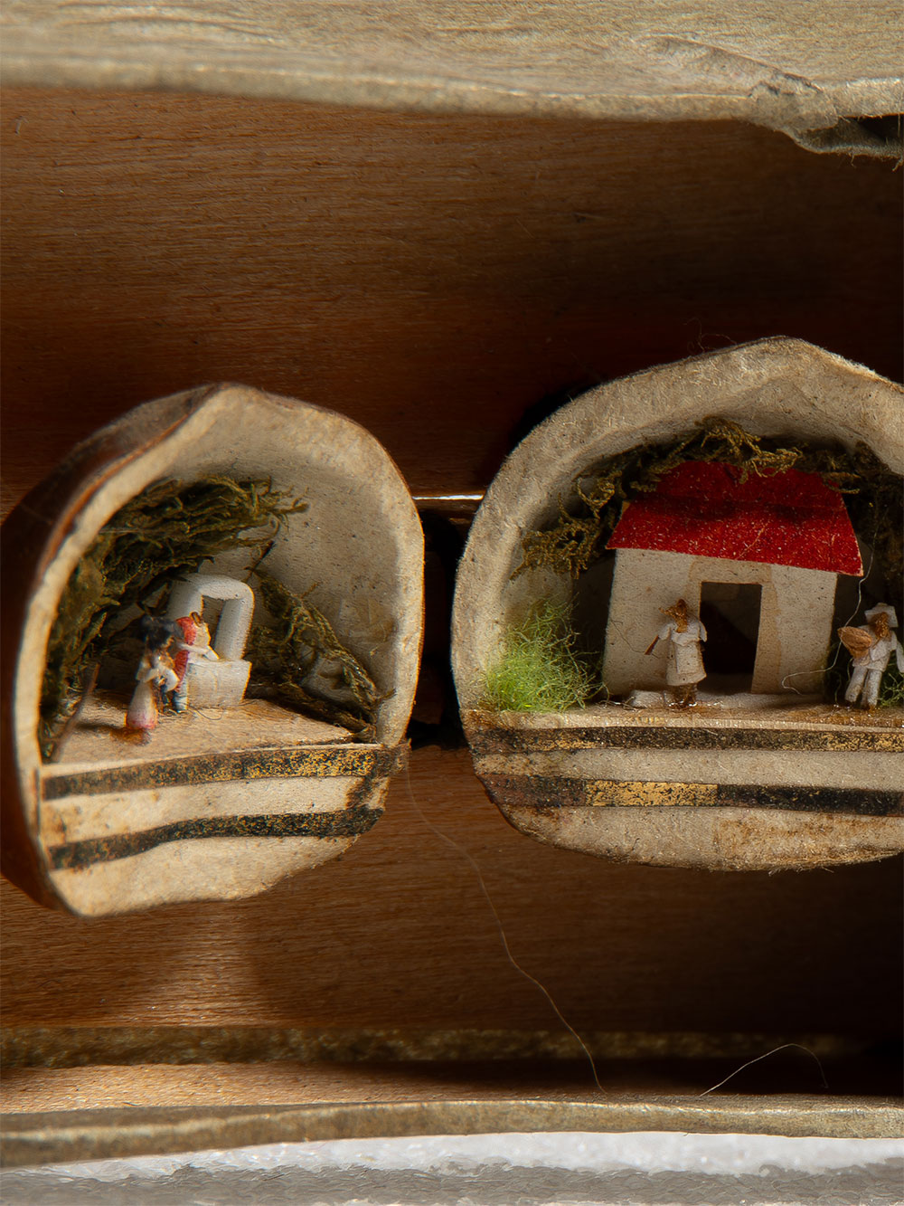 Dressed fleas diorama